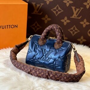 Louis Vuitton  Bandoulière 25 Blue Metallic Quilted
